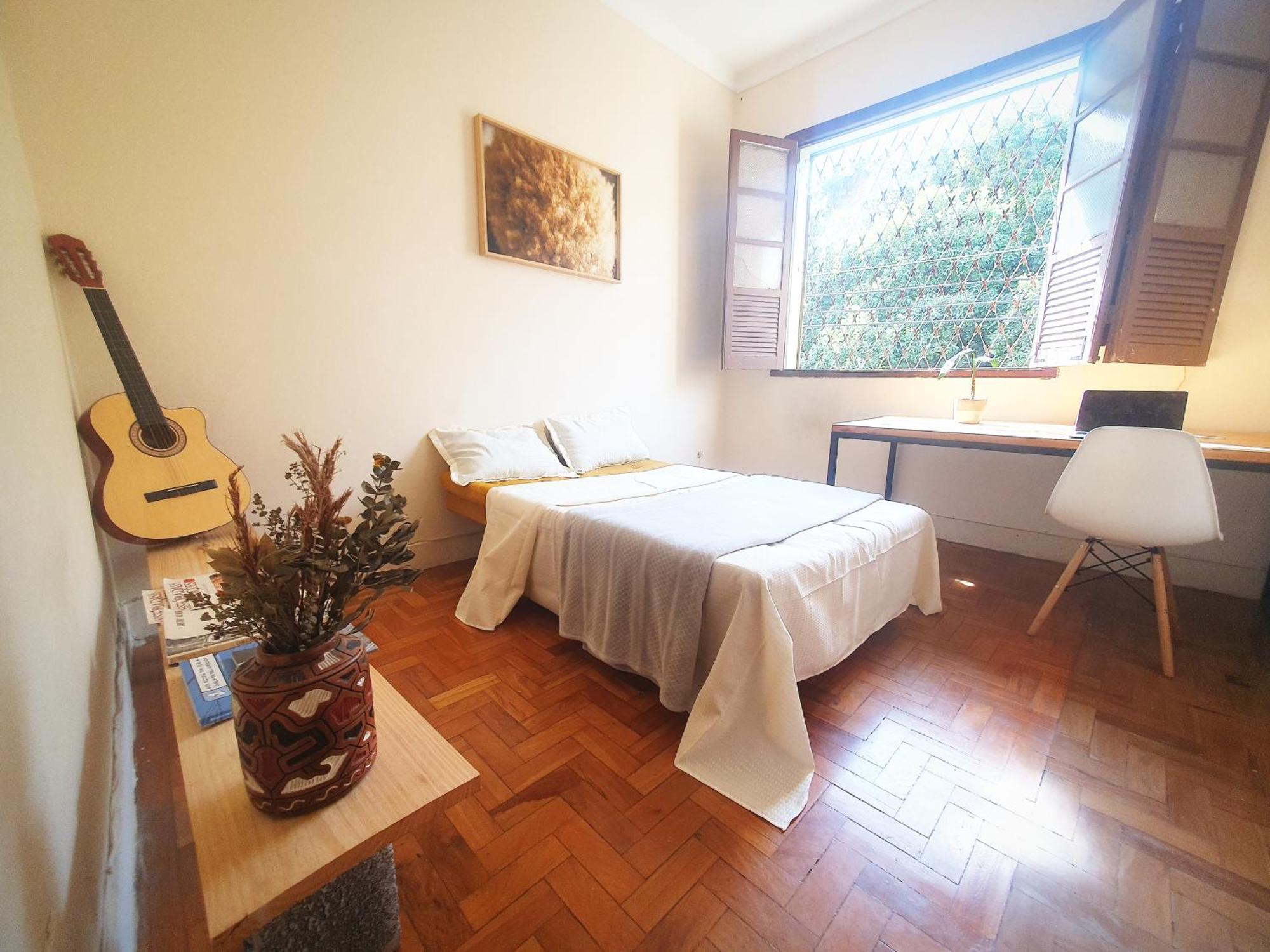 Quarto Casal Com Janela Casa Caramel Белу-Оризонті Екстер'єр фото